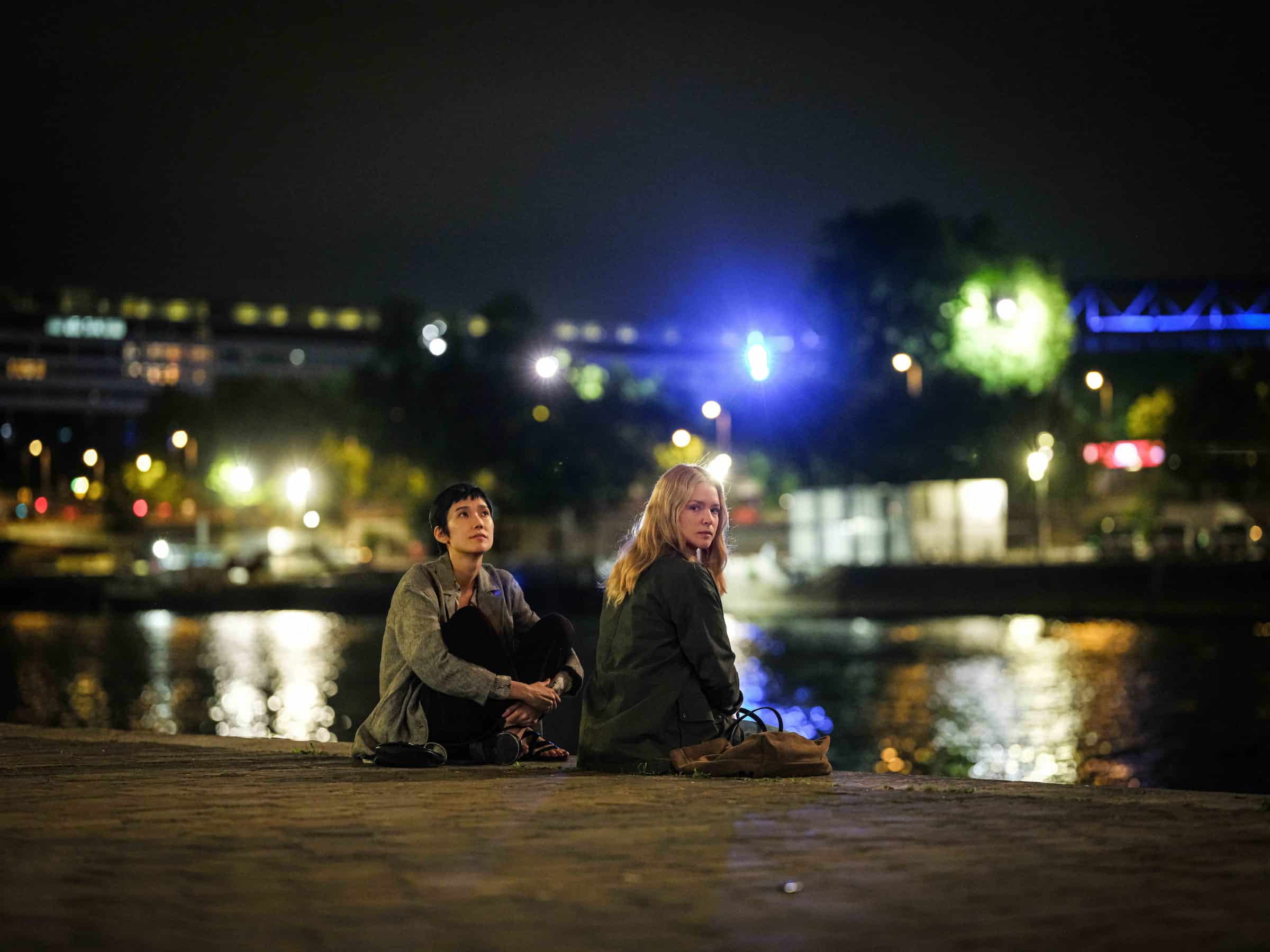 Soudain – Virginie Efira et Tao Okamoto Virginie Efira et Tao Okamoto dans Soudain de Ryūsuke Hamaguchi